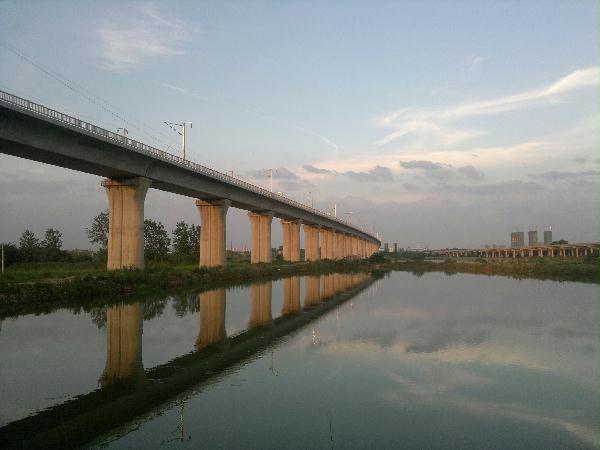 成渝鐵路采用松夏<a href='http://m.shafferla.com/' target='_blank'><u>空氣彈簧</u></a>